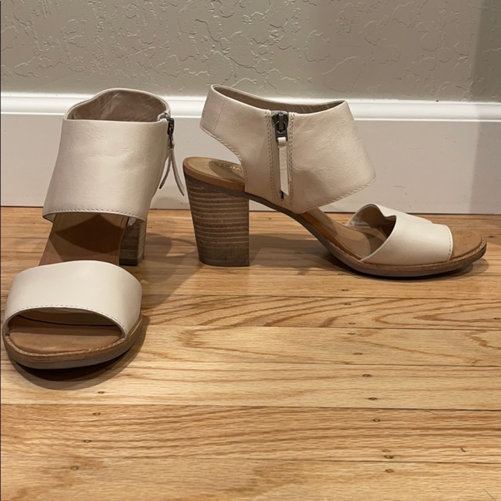 Tom’s Majorca Cut out Heel Nude Leather